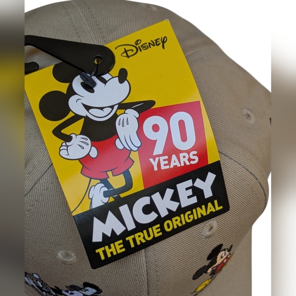 Mickey Mouse Through The Years Disney Baseball Hat / Cap Collectors Edition RARE - Picture 10 of 12